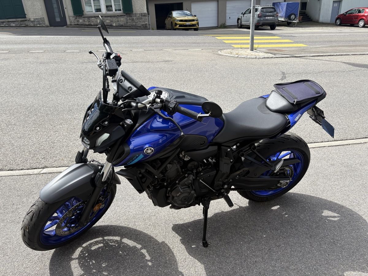 Yamaha Strada: Yamaha MT-07 2024 – Usato da Ennetmoos venduto da spiedi666