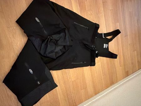 Decathlon Skihose Piste 900 schwarz gebraucht Grösse 16Y