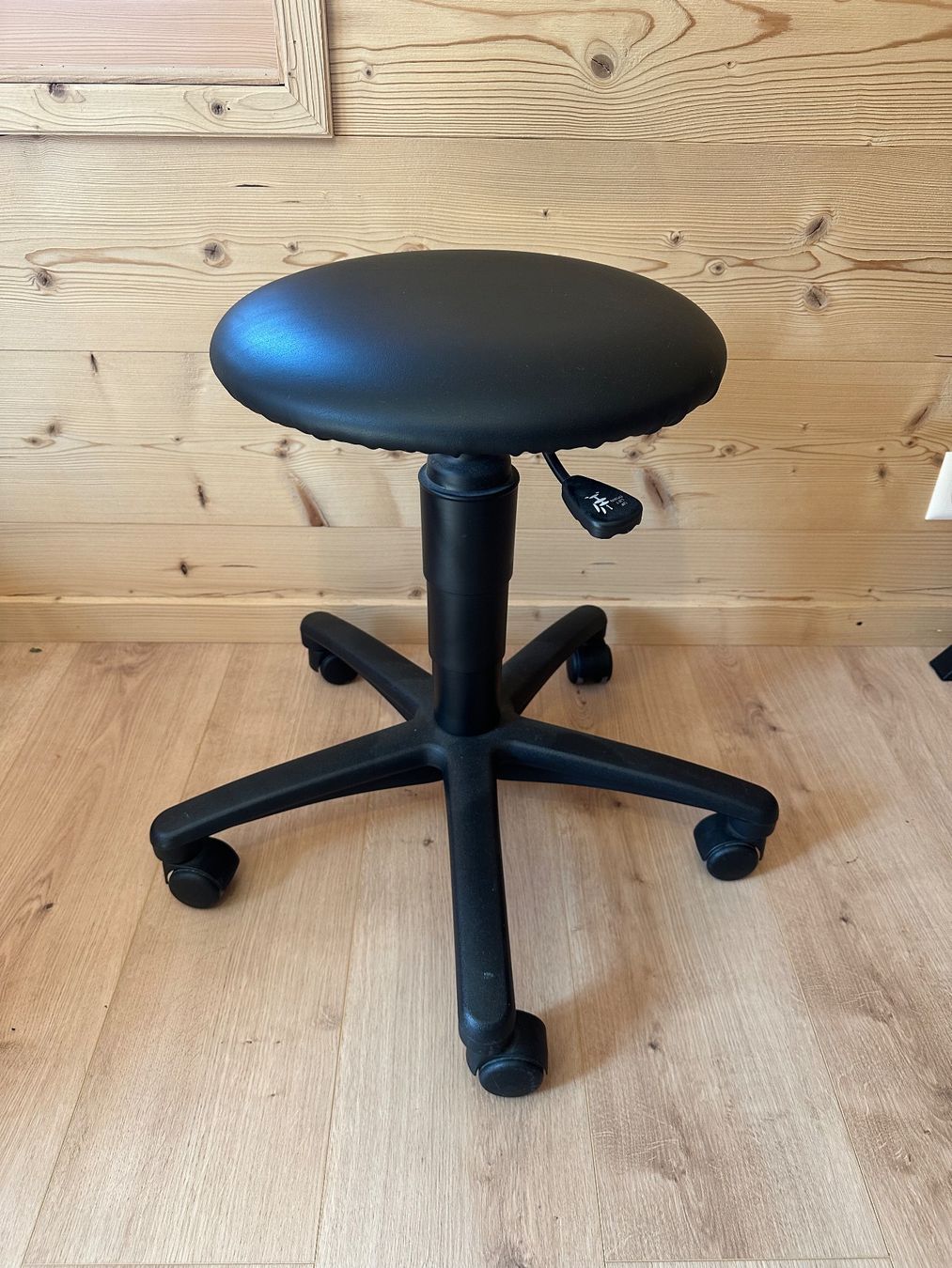 Hocker: Tabouret de bureau – Gebraucht aus Val-d'Illiez von bubulgum21