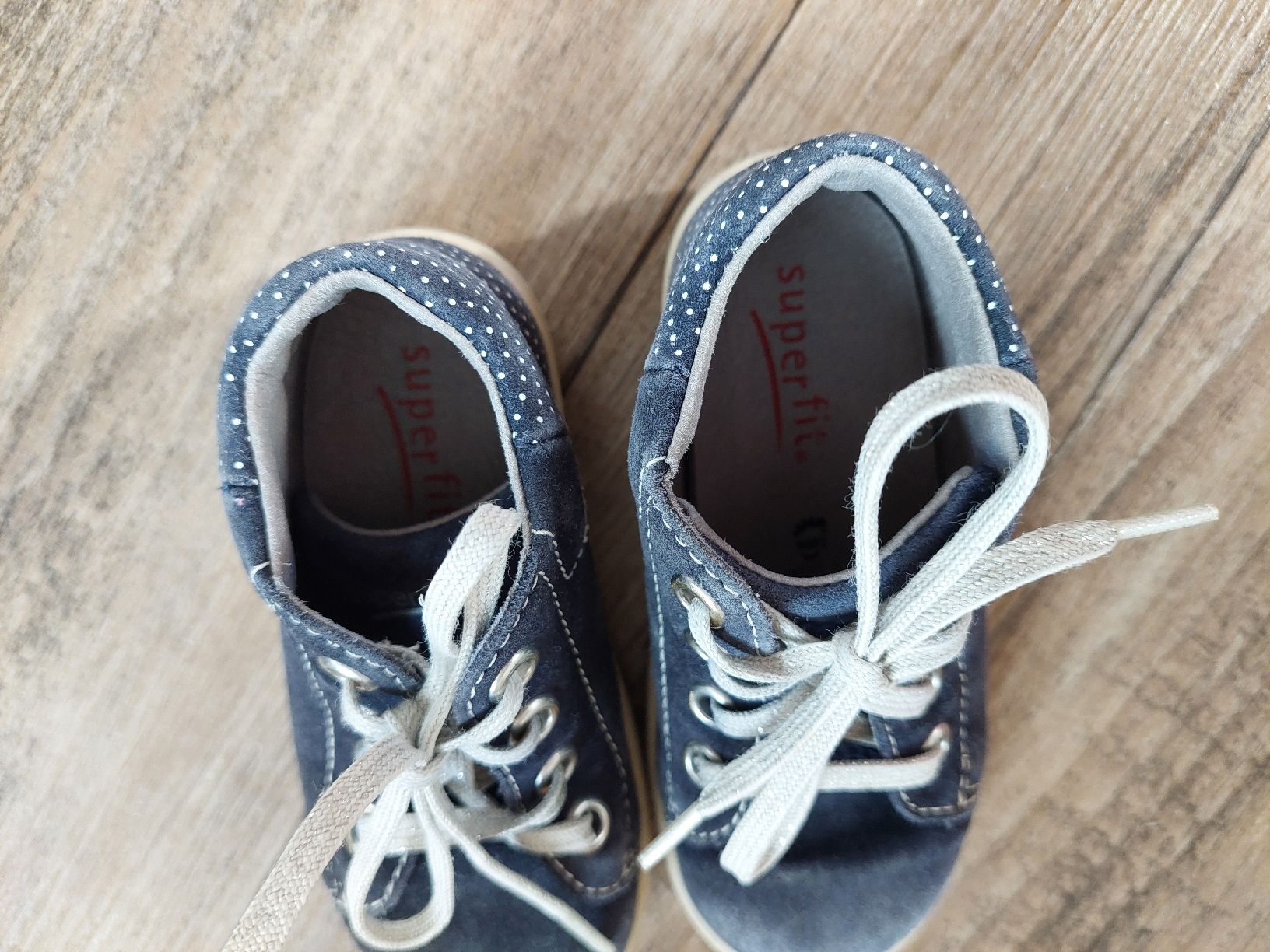 Chaussures garçon: Superfit Schuhe 22 – D'occasion à Aeschi b. Spiez par Corin1234 3