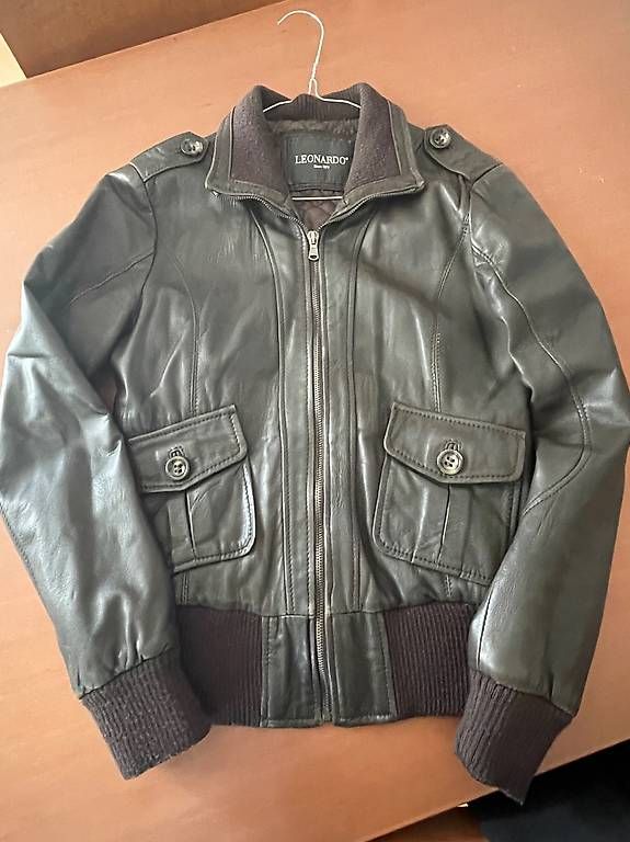 Jacken: Echtleder Jacke Grösse XS – Gebraucht aus Rossrüti von fil_9v9s