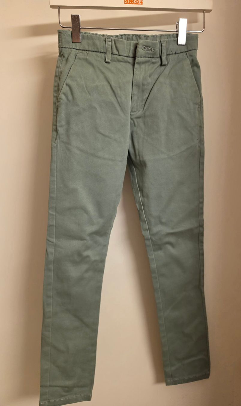 Next Pantalons: fast neue Hose Gr. 134 – Neuf (Voir description) à Zürich par Pemberleys