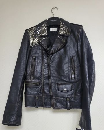 Giacca biker in pelle Saint Laurent con borchie Taglia 40 44