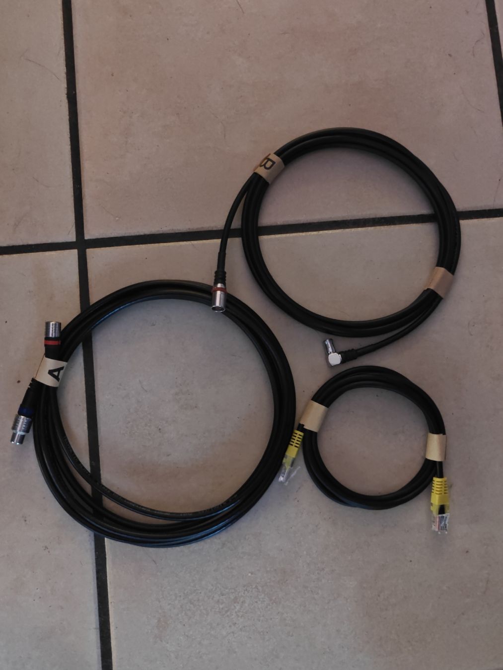 Kabel: Cable reseau, tv  – Neu (gemäss Beschreibung) aus Cormondreche von pajojo