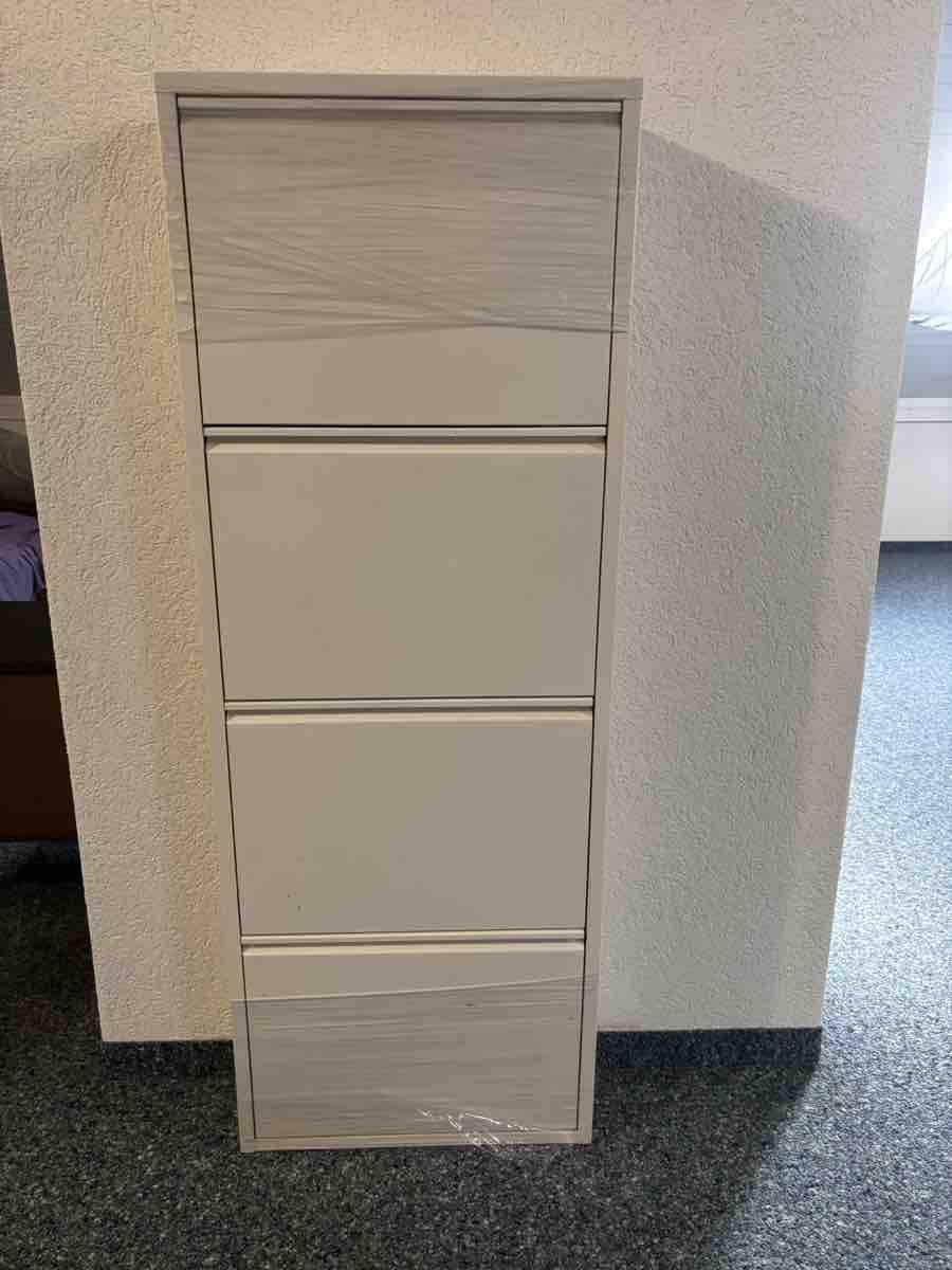 Autoribaltabili: Schuhschrank ( 2 Stück) – Usato da Windisch venduto da pikolo