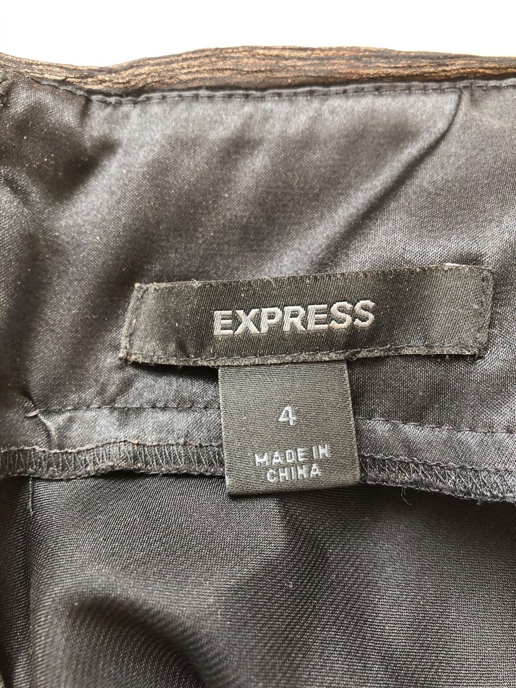 Tops: Glitzerndes Abend-Oberteil, schwarz mit Strasssteine – Gebraucht aus Zollikon von Moira55 4