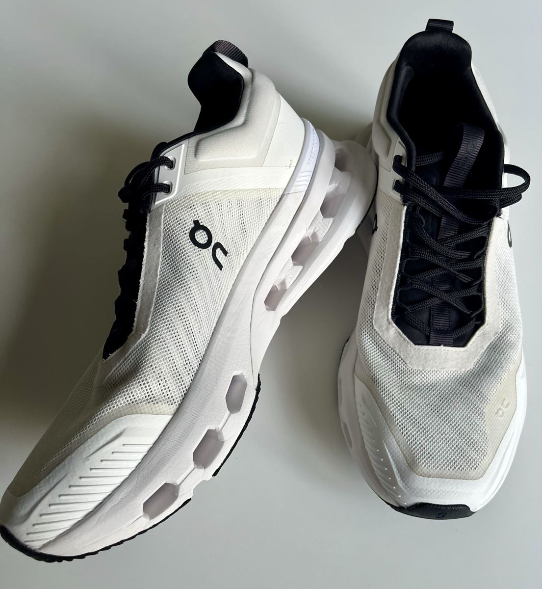 On Scarpe da uomo: On Cloudnova X weiss/schwarz Grösse EU 43 – Usato da Zürich venduto da Menino 7