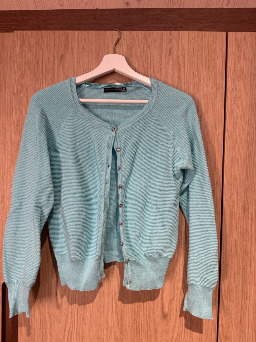 Maglioni & Felpe: Mintfarbener Cardigan - Grösse 40 – Usato da Riken AG venduto da ClaudiaChristina
