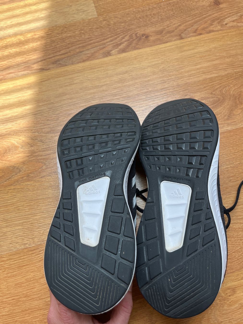 Adidas Herrenschuhe: Adidas taille 40 – Gebraucht aus Genève von fyshbird 6