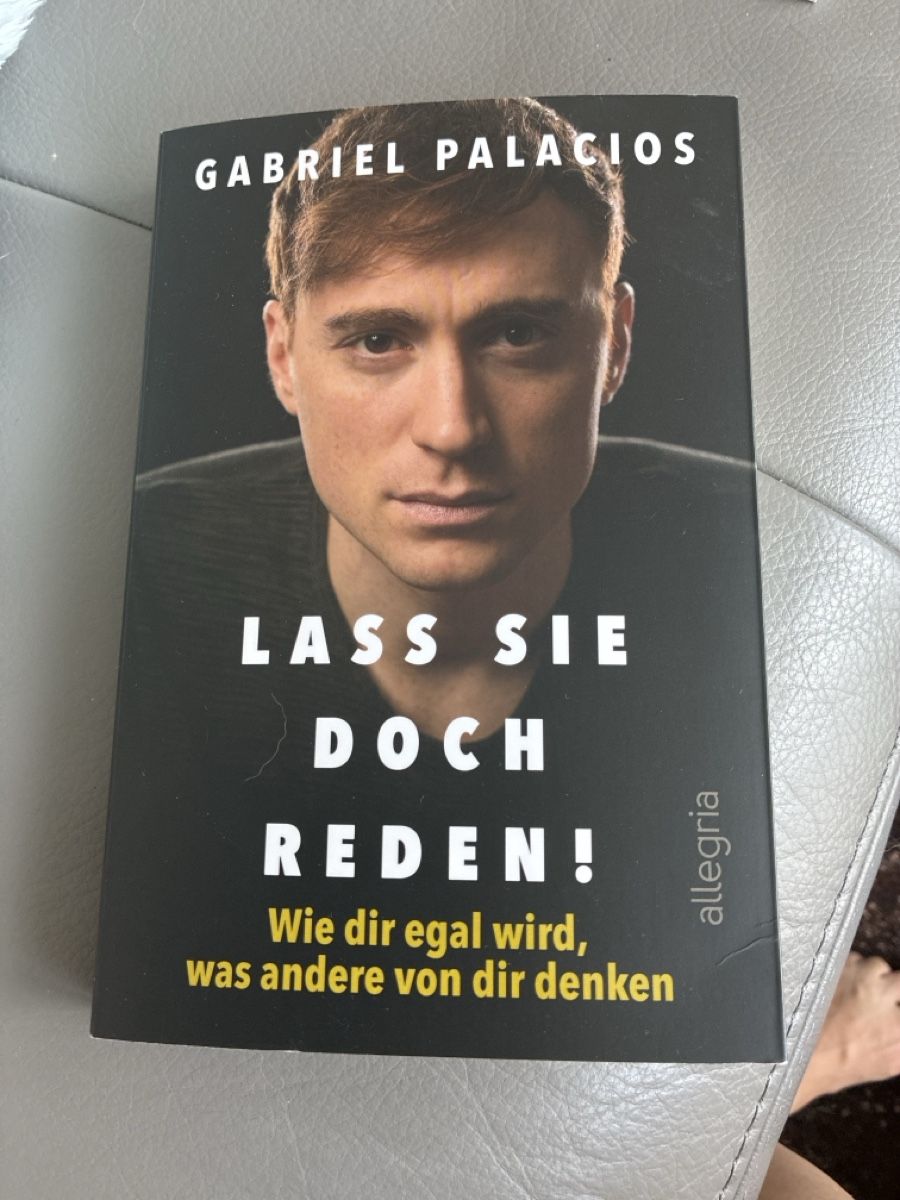 Libri: Buch Lass Sie doch reden von Gabriel Palacios – Usato da Muhen venduto da Sally203