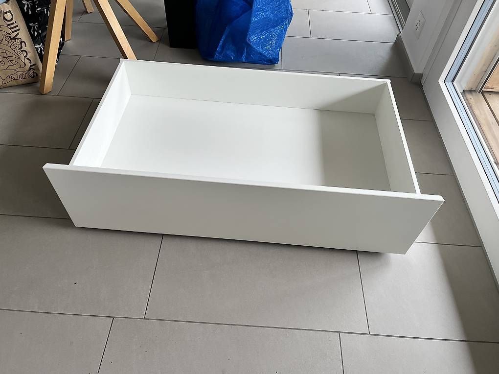 Ikea Ablagesysteme: Schubladen Malm Bett Ikea – Gebraucht aus Sursee von lar_gf5y