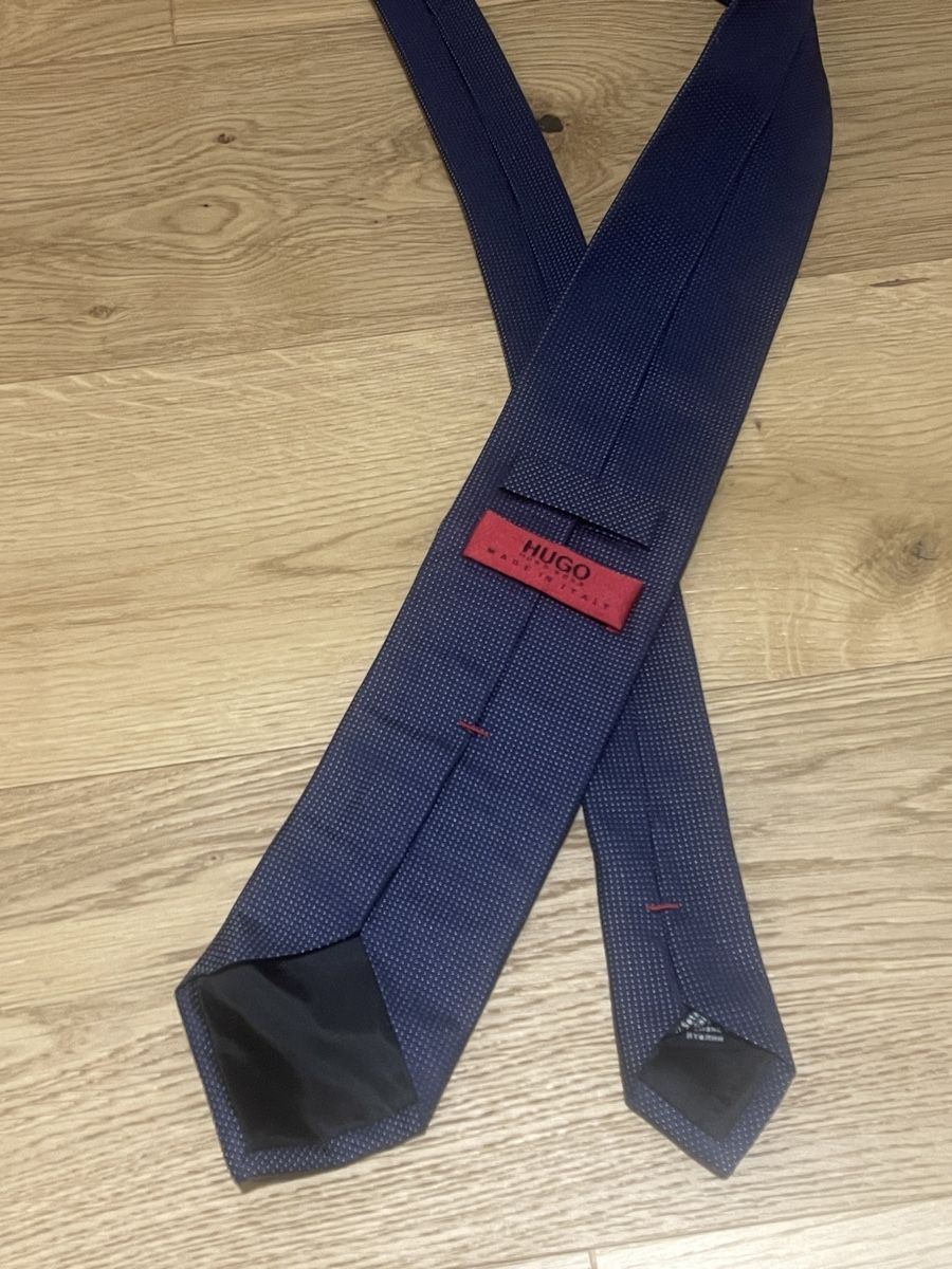 Hugo Boss Cravatte: HUGO Krawatte fast neu – Nuovo (secondo la descrizione) da Küsnacht ZH venduto da oli_dr6q 2