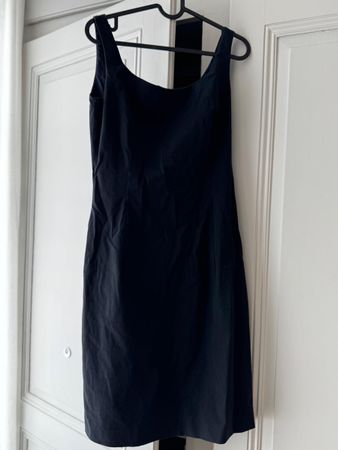 Elegant midi dress