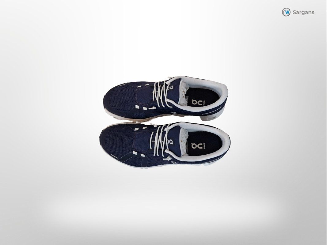 On Scarpe da uomo: ON Cloud 6 42.5 – Nuovo (secondo la descrizione) da Sargans venduto da Restwert_Sargans 1