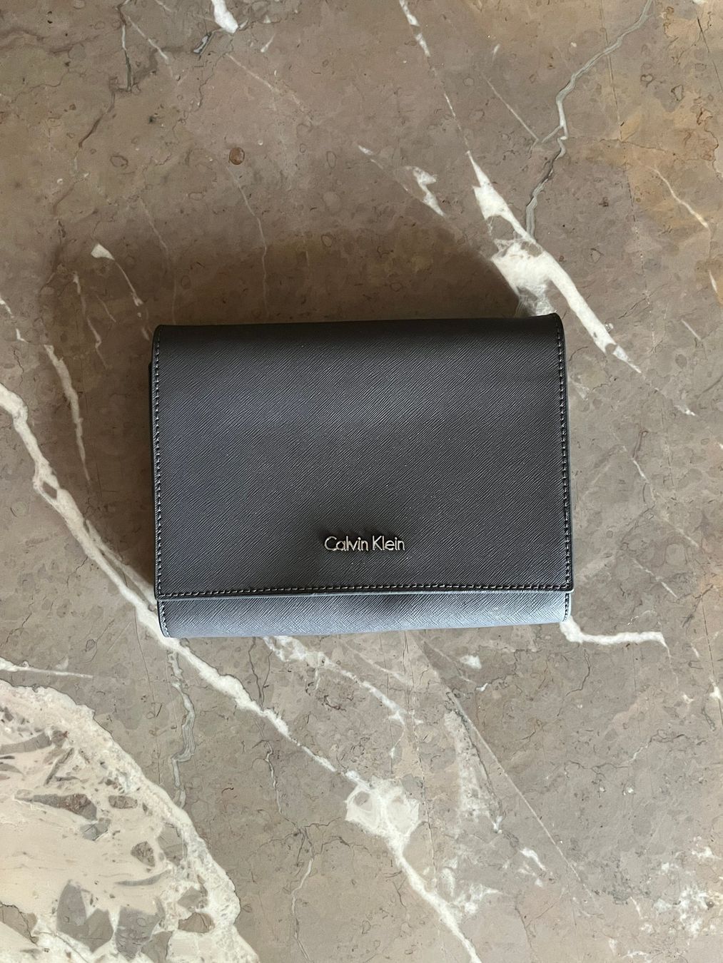 Calvin Klein Borse da donna: Sac gris, Calvin Klein, 17x21cm – Usato da Savagnier venduto da taianab 1