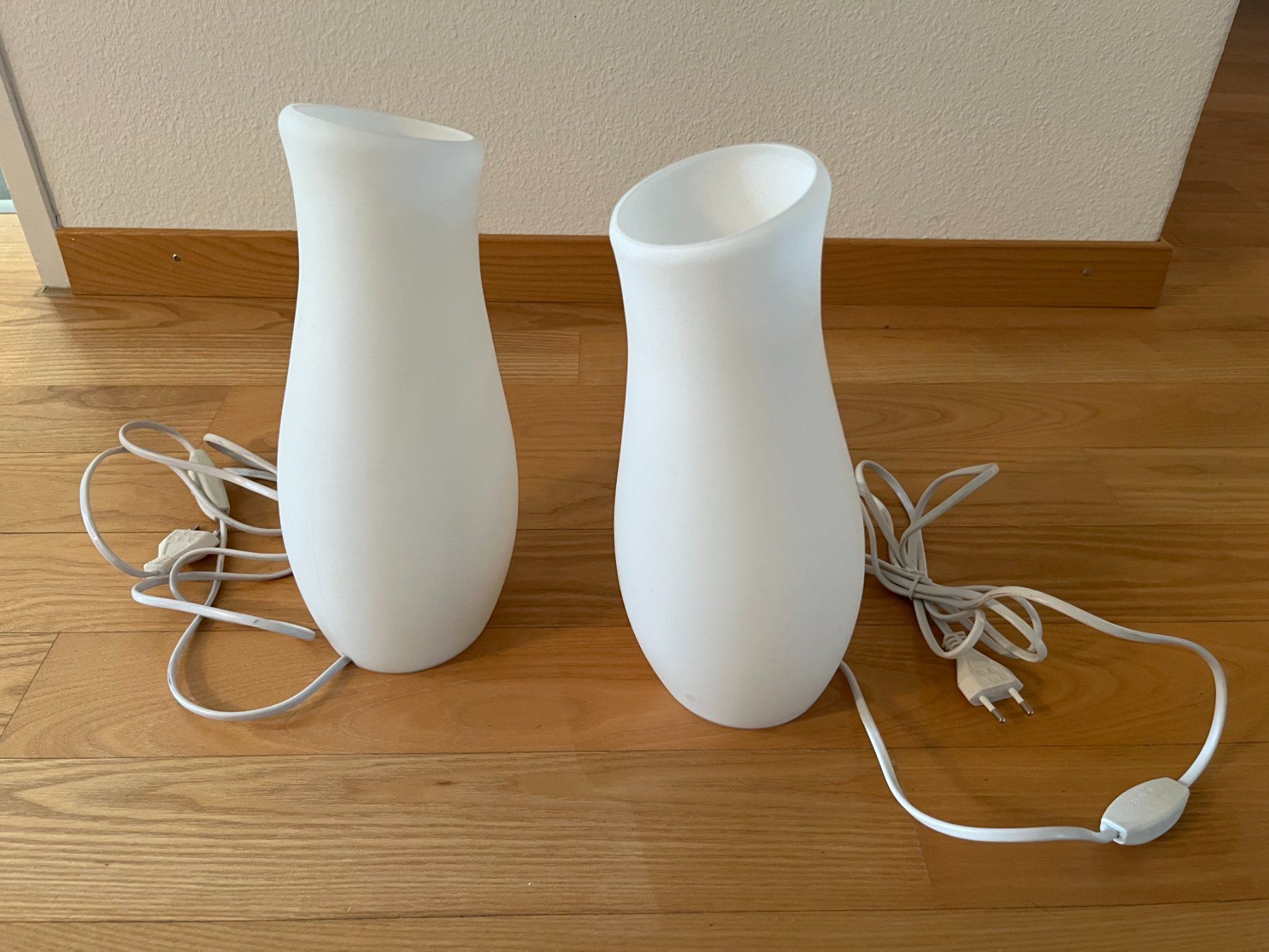 Lampes: 2 Nachttischlampen – D'occasion à Baar par Aatina