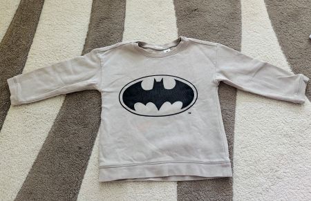 PULLOVER SWEATSHIRT