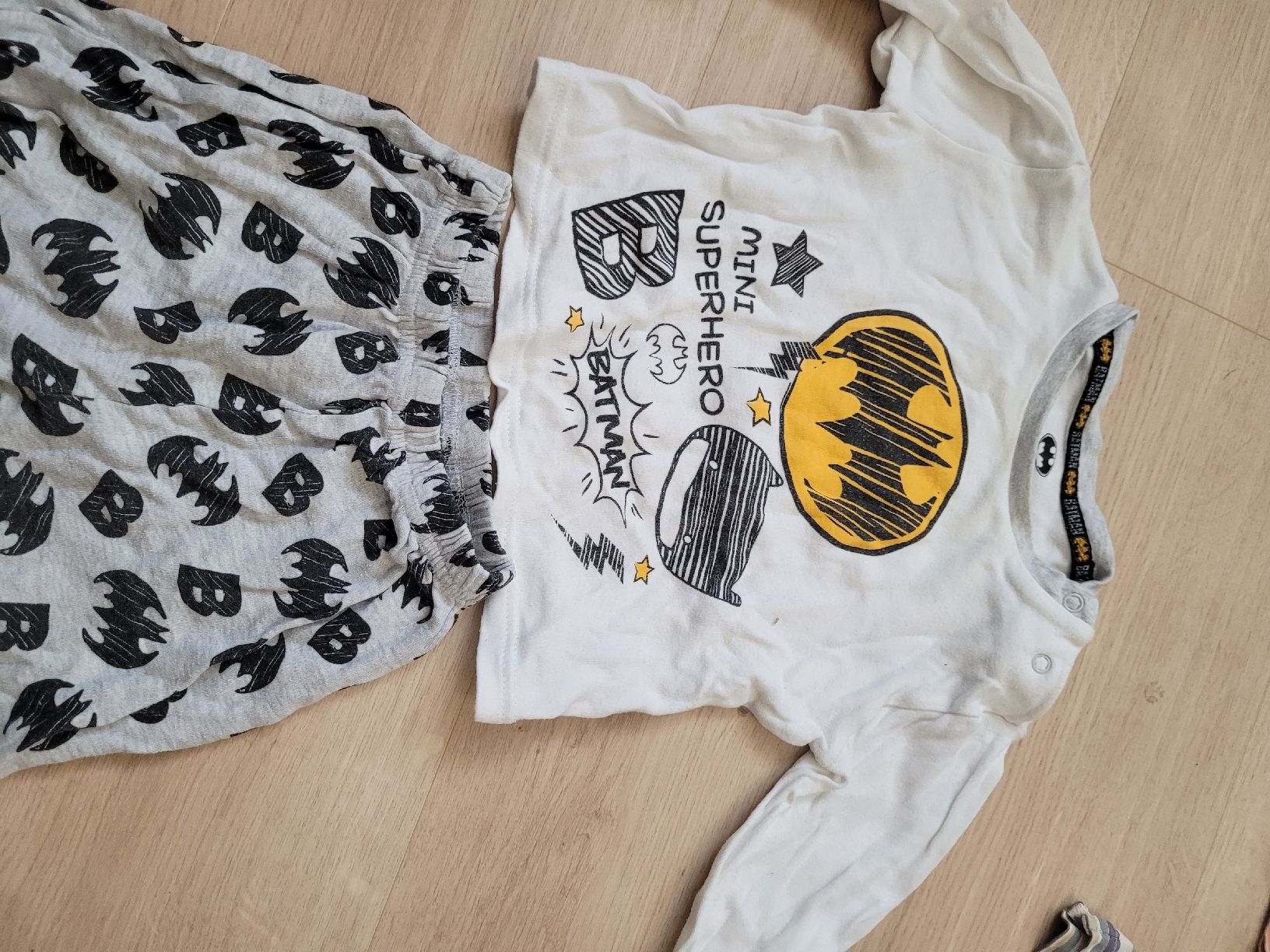 Pigiama & Simili: Pyjama Batman Gr. 86 – Usato da Lupsingen venduto da sta_wgg5 1