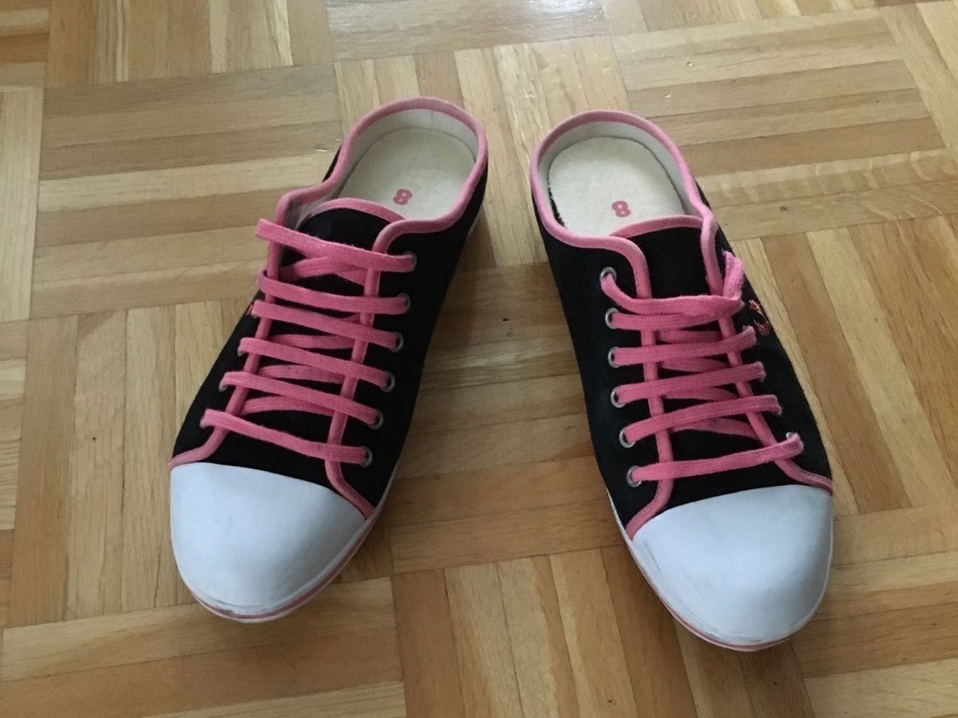 Fred Perry Scarpe da donna: Fred Perry Schuhe Gr. 41 – Usato da Rüfenacht BE venduto da anelesa 2