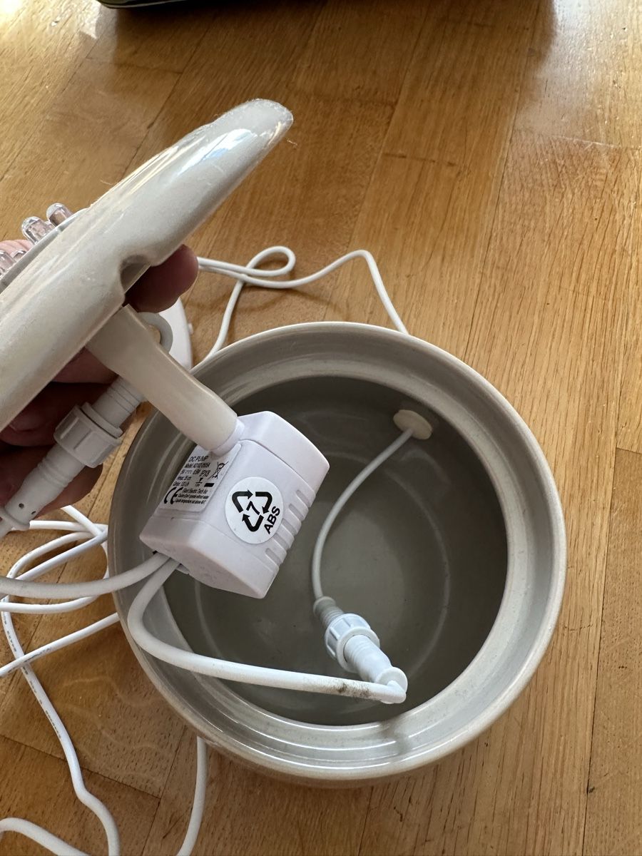 Stagni & Fontane ornamentali: Zimmerbrunnen led usb  – Usato da Bern venduto da womiman 2