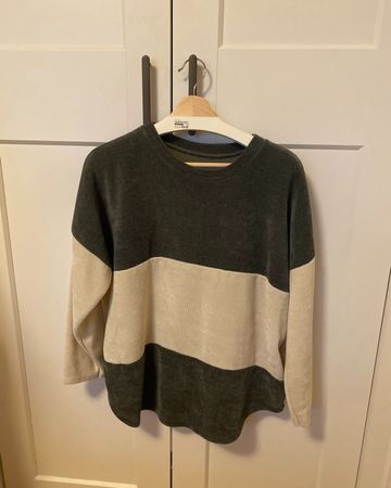 Pullover Cord grün / creme Gr. M/L (eher weit geschnitten)