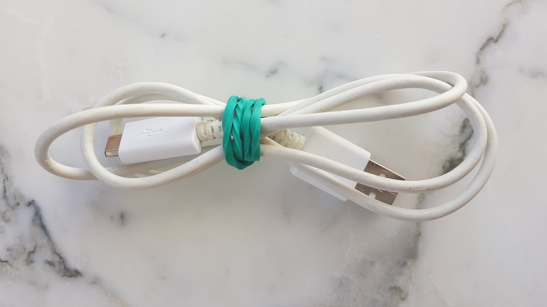 Samsung Cavi: Handy USB Ladekabel weiss – Nuovo (secondo la descrizione) da Zürich venduto da yro_qvz7