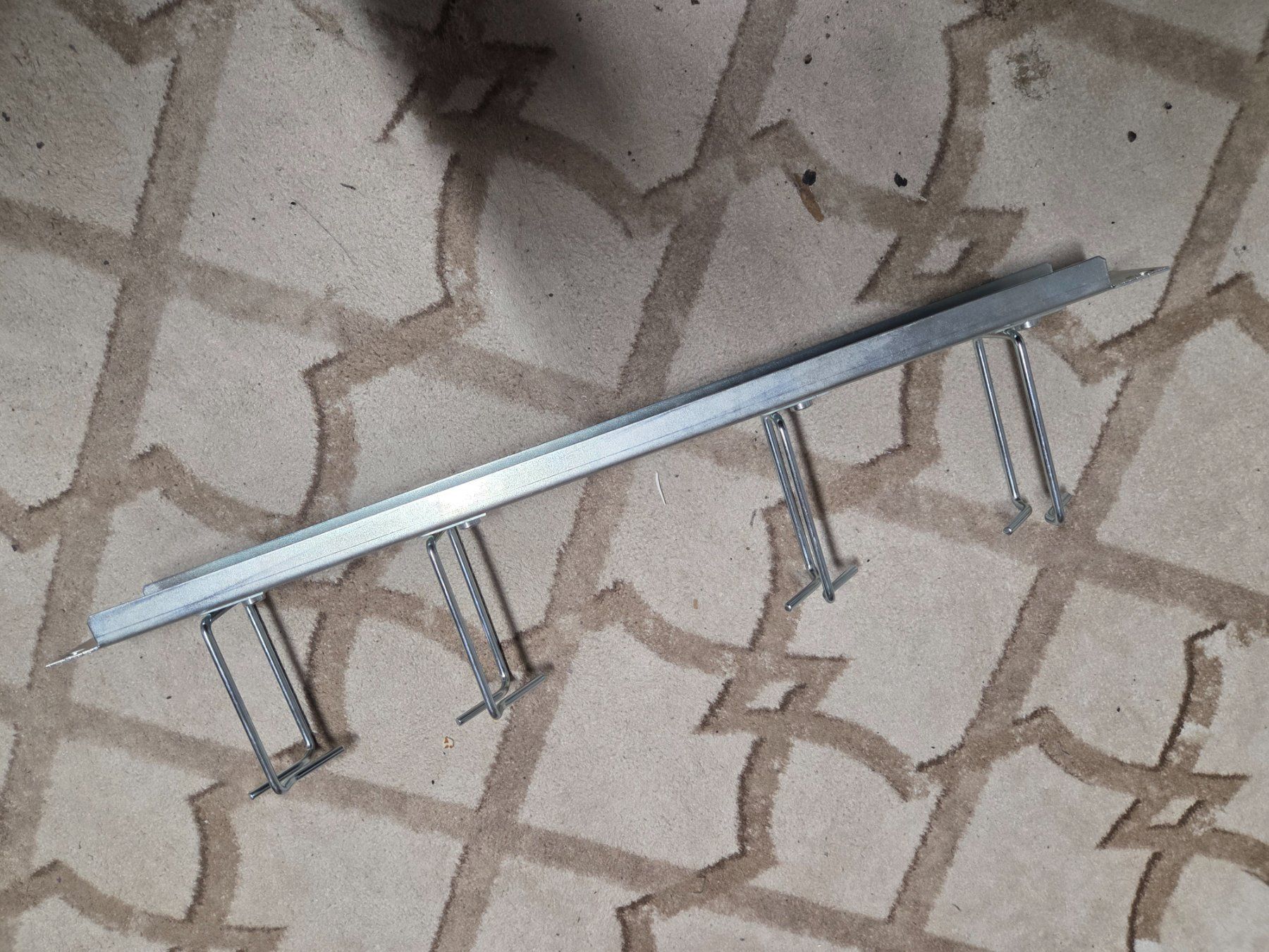 Racks & Cavalletti: Kabelführung 19" Rangierpanel Kabelführungspanel 90mm – Usato da Zürich venduto da Alibaba1234 1