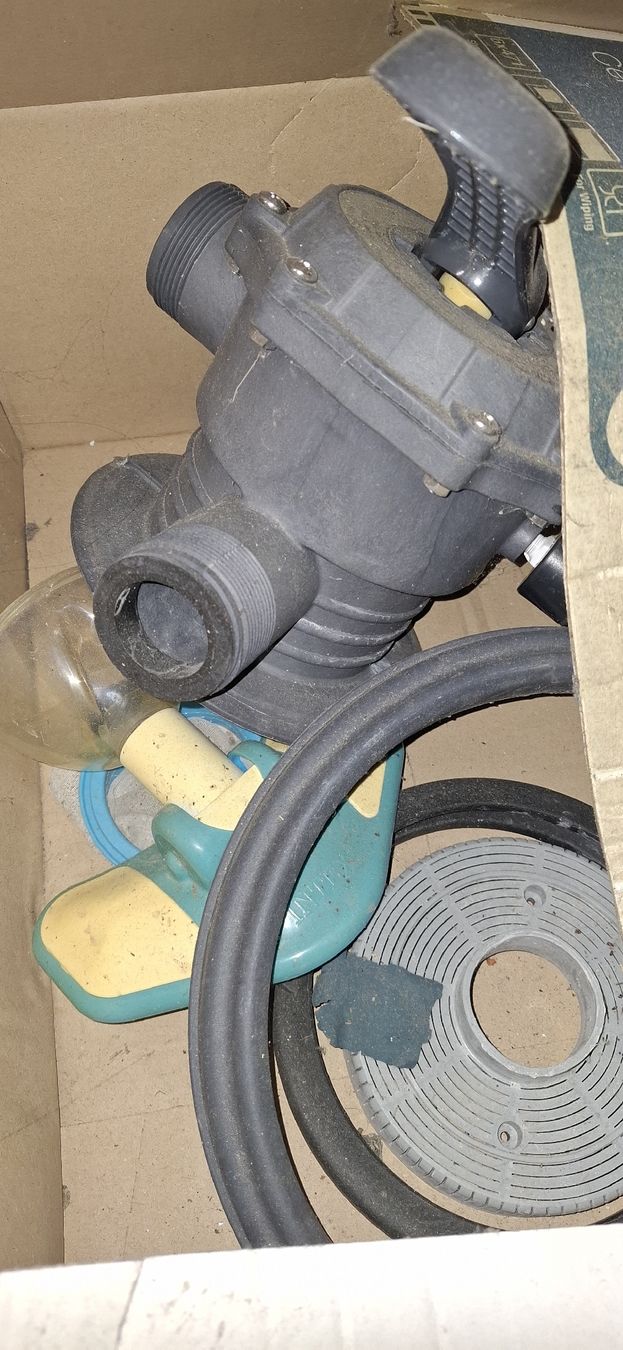 Intex Piscine: Sandfilteranlage Intex für Pool – Usato da Niederbüren venduto da Johnydriver 3