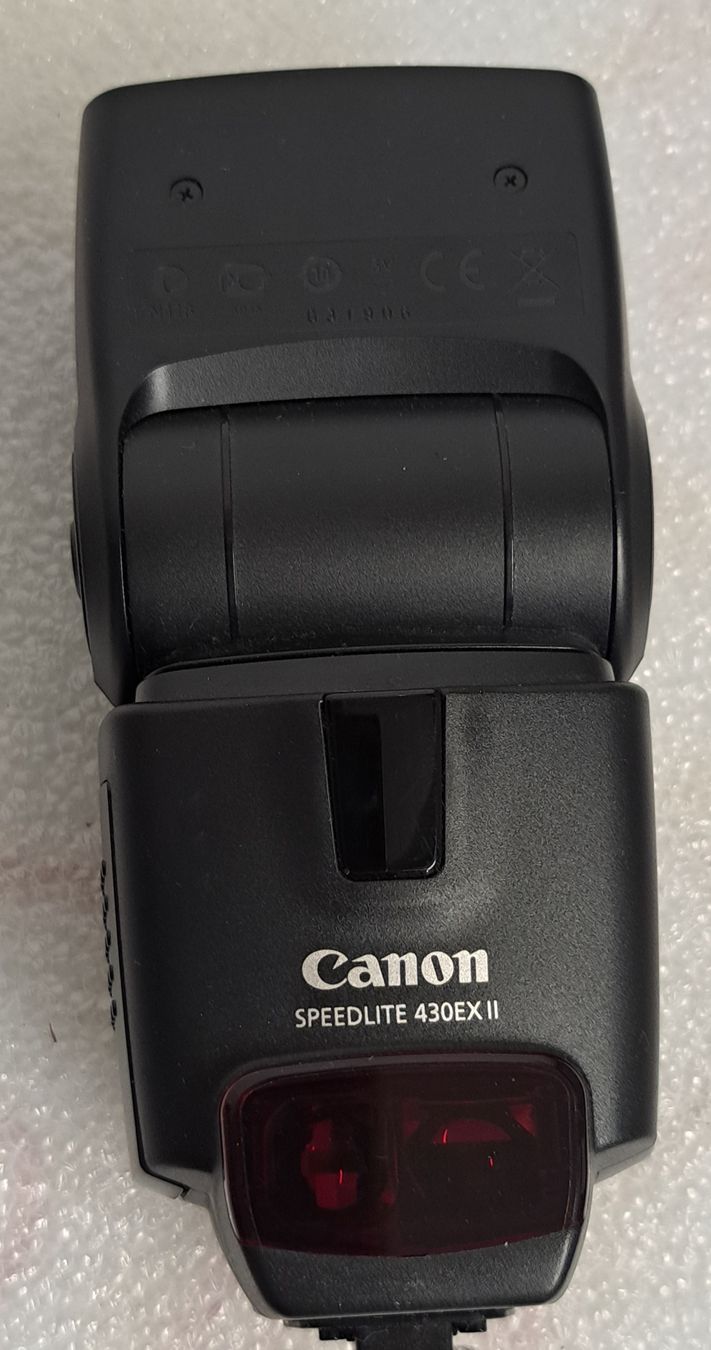 Canon Flash: Kamerablitzgerät: der Canon Speedlite 430EX II – Usato da Biel/Bienne venduto da Sasha4u
