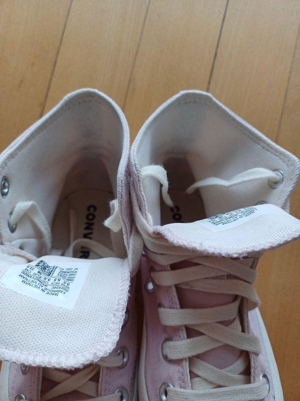 Converse Chaussures femmes: Converse pink Schuhe Gr.36 – D'occasion à Zürich par iri_55v6 4
