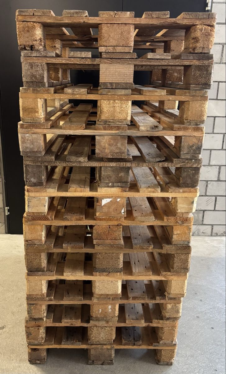 Pallets: 12x Europaletten  – Usato da Hünenberg venduto da Trade18 1