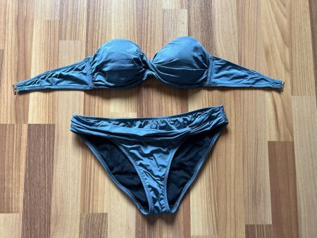 Dunkelblauer Sommer Bikini, Grösse 36, Top Zustand!