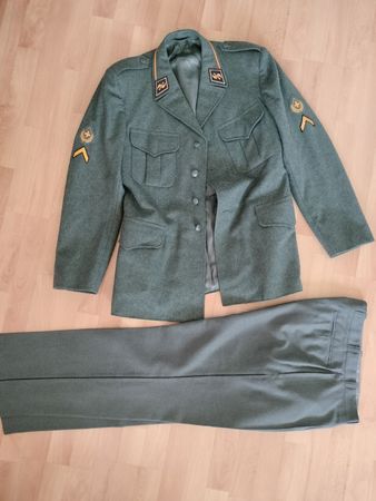 Antike Schweizer Armee Militär Uniform