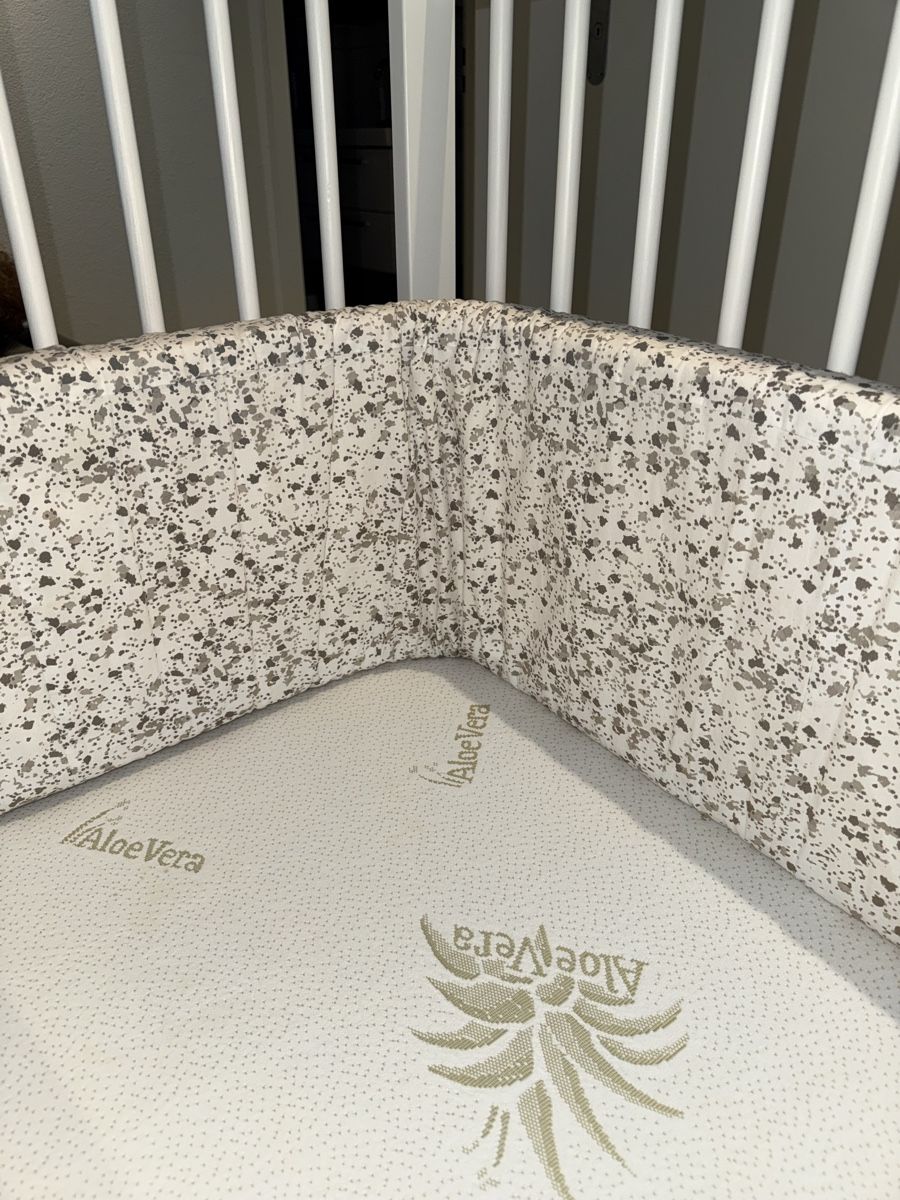 Letti: Bed bumper BORN Copenhagen – Usato da Uster venduto da kleh