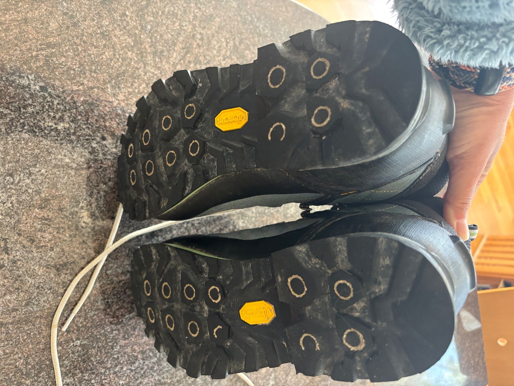 Salewa Scarpe da donna: Salewa Winter/Wanderschuhe Gr.40 – Difettoso da Hasliberg-Hohfluh venduto da hasliberg79 3