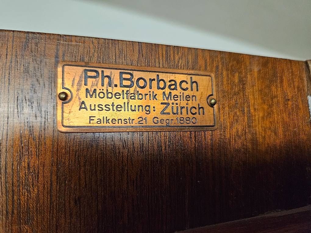 Armadi: Antiker Holzschrank – Usato da Wettswil venduto da tomg123 2