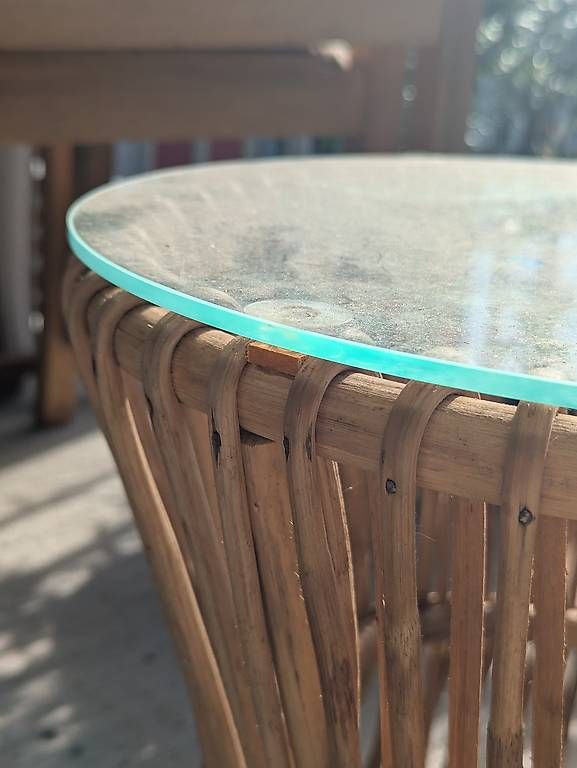 Tables: Bambus Tisch mit Glasplatte – D'occasion à Winterthur par Octavia15 1