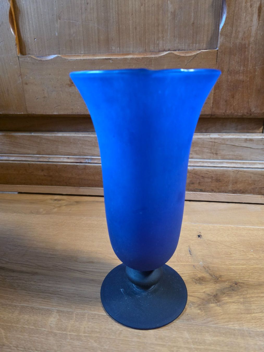 Vasi & Recipienti: wunderbare blaue Glas Kelch Vase  25 cm Handarbeit – Usato da Walterswil BE venduto da Lonitti 5
