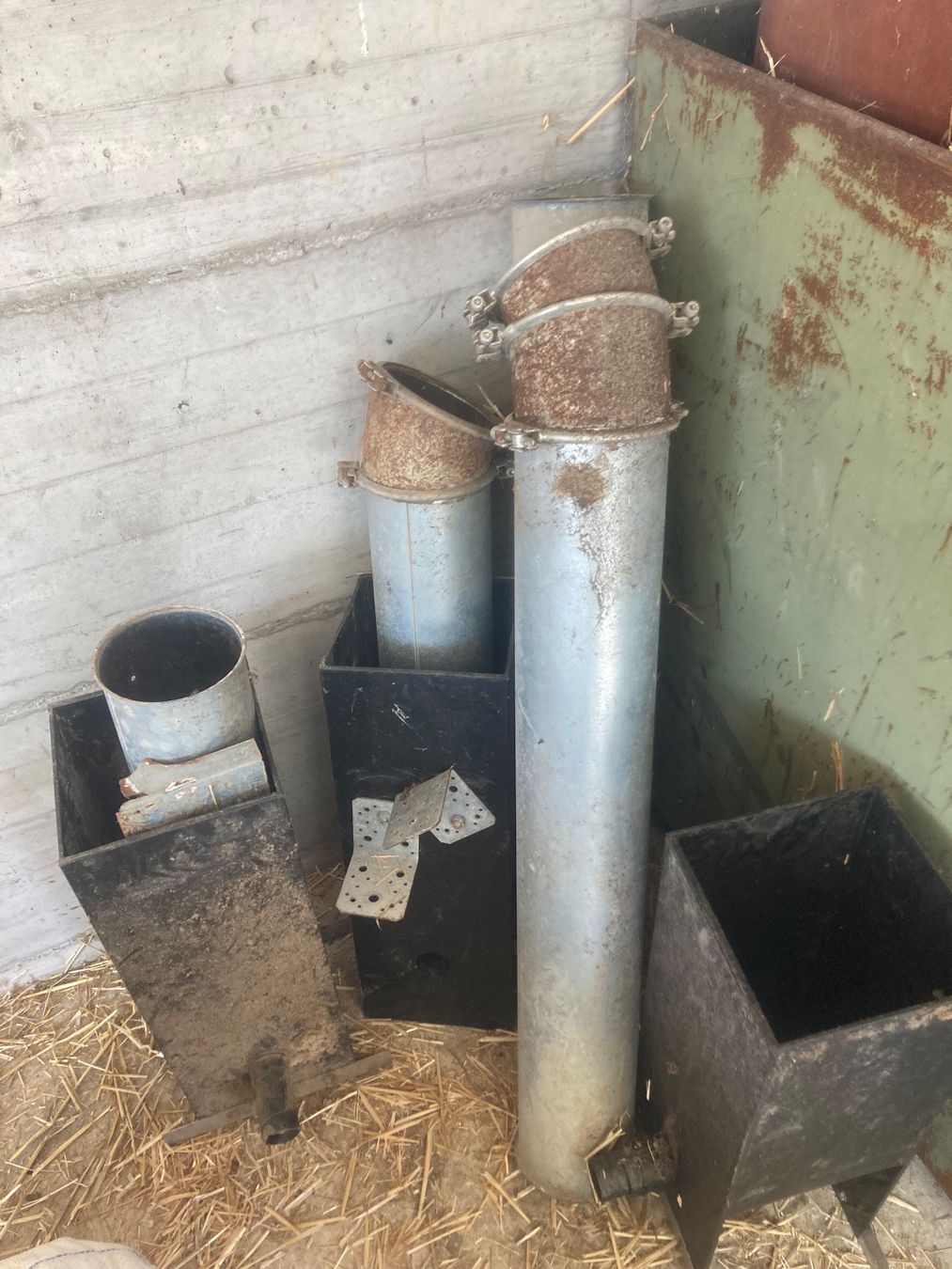 Futter: Kraftfutterstation – Gebraucht aus Wangen an der Aare von Smoll5 2