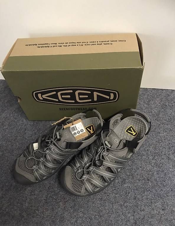 Damenschuhe: KEEN Sandalen  – Gebraucht aus Kerns von inspo