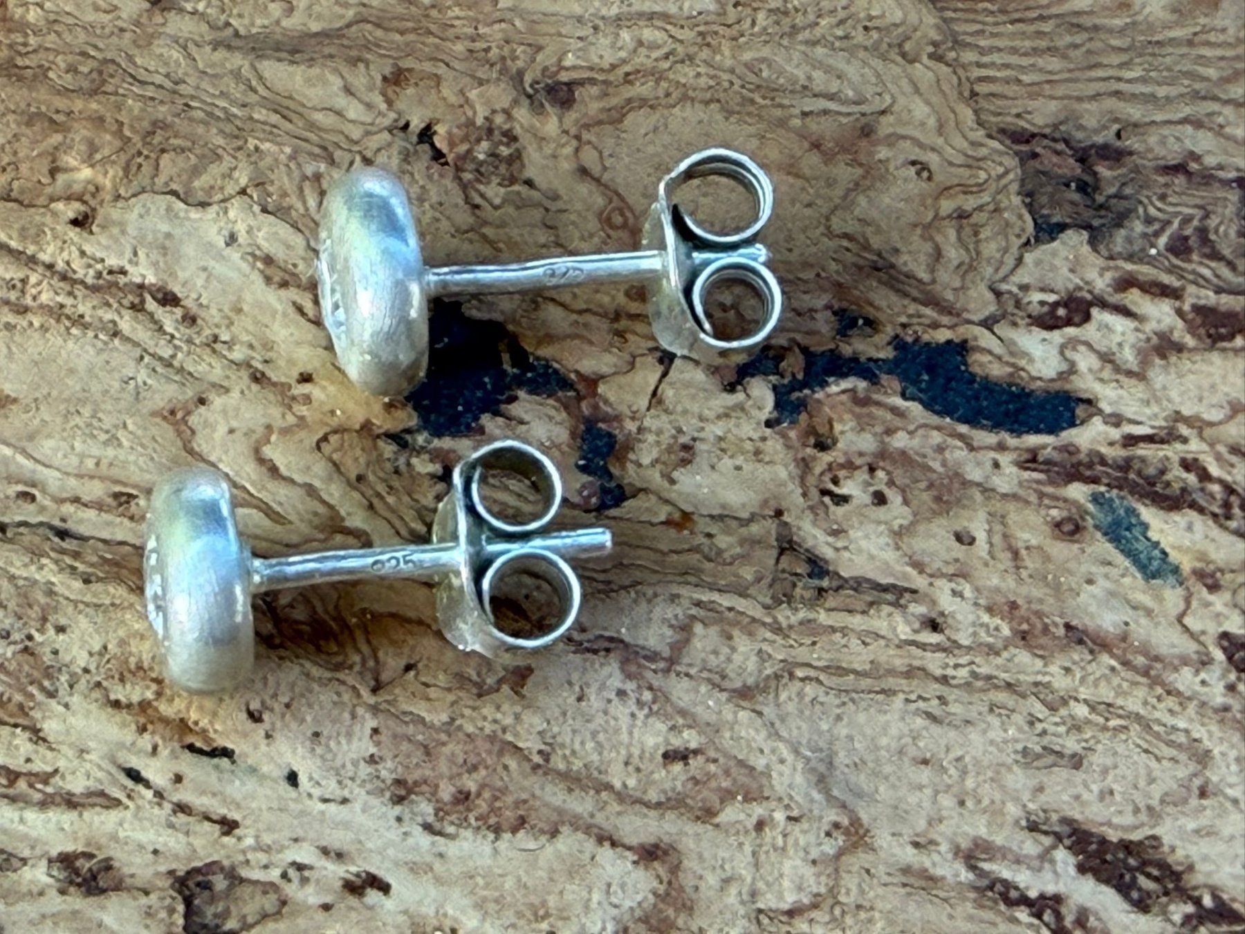 Ohrringe & -stecker: Silberohrstecker 925 mit Zirkonia matt – Gebraucht aus Liestal von Nizli 1