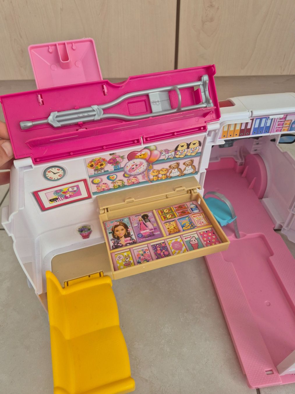 Giocattoli: Barbie Krankenwagen – Usato da Lengnau AG venduto da Mefari 5