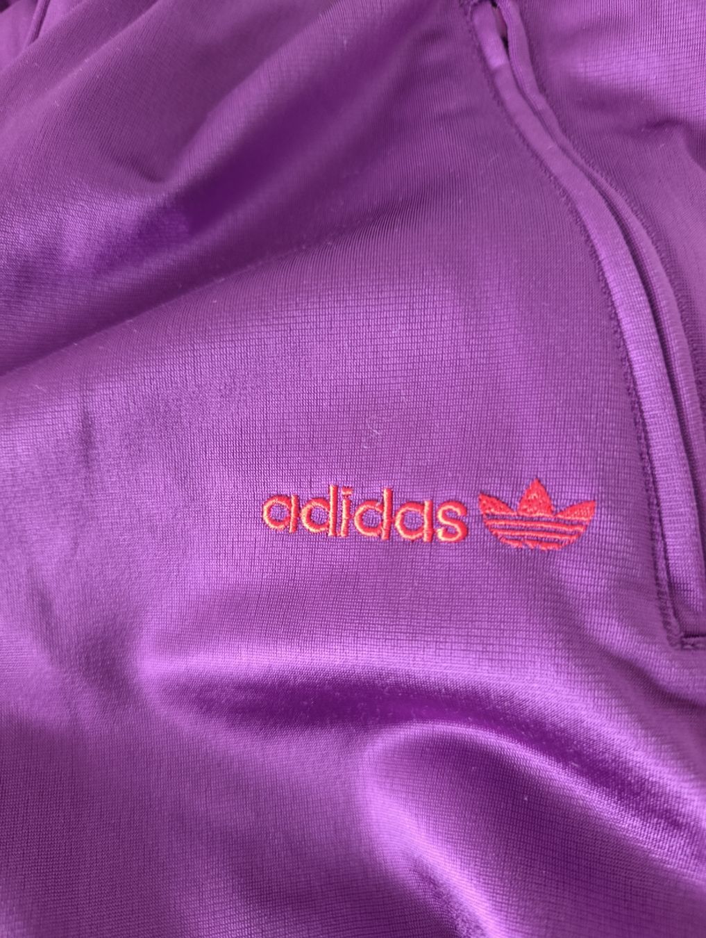 Adidas Hosen: Adidas Trainerhose Gr. S/M farbig – Gebraucht aus Bellach von TORA4 2