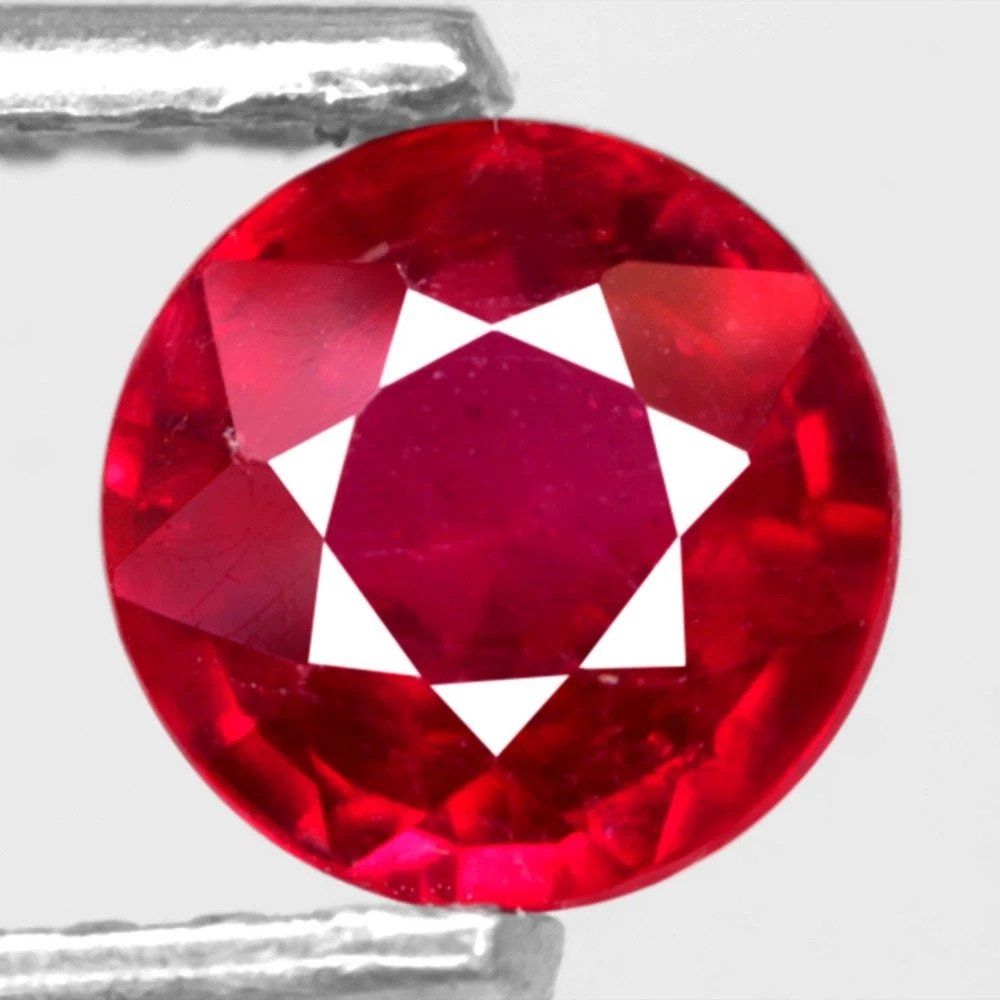Pietre preziose: 0.80 ct - Fantastic Nice Top Red Ruby SI1 – Nuovo (secondo la descrizione) da Zürich venduto da Yoohooz 1