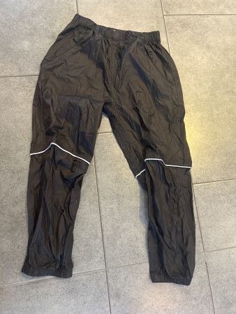 Atrium Regenhose, Gr.146 Schwarz, neuwertig, Top Zustand!