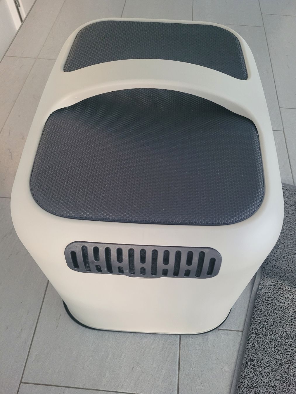 Rotho WC: Katzenklo mit Matte, guter Zustand – D'occasion à Glattfelden par lepi01 2