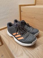 Hallenschuhe Adidas Gr. 34