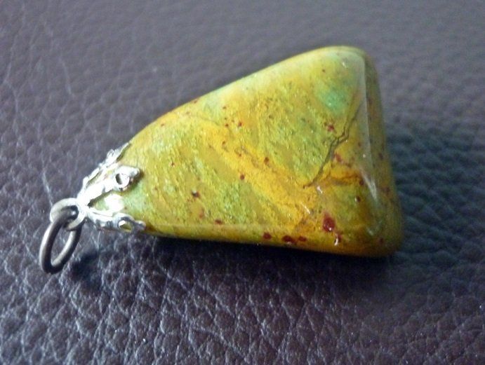 Ciondoli: Mineral Anhänger  - Stein Schmuck – Usato da Adliswil venduto da di_hans 6