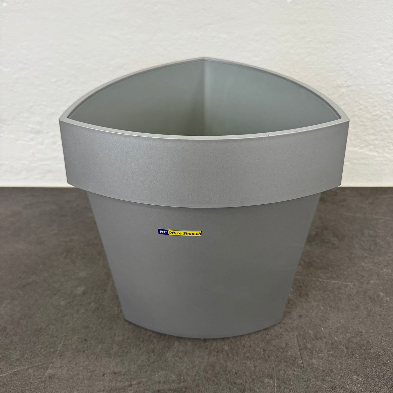 Scaffali: Rexite Abfalleimer 1500 eco mit Abdeckung Grau – Usato da Schönenwerd venduto da mcofficeshop