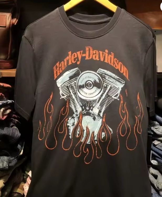 T-shirt: T-shirt Harley-Davidson vintage J100 – Nuovo e nell'imballaggio originale da Allens venduto da MADE.IN.ROCK.N.ROLL